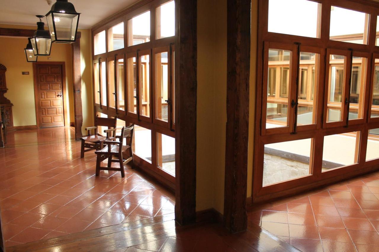 Parador De סנטו דומינגו דה לה קלסאדה מראה חיצוני תמונה