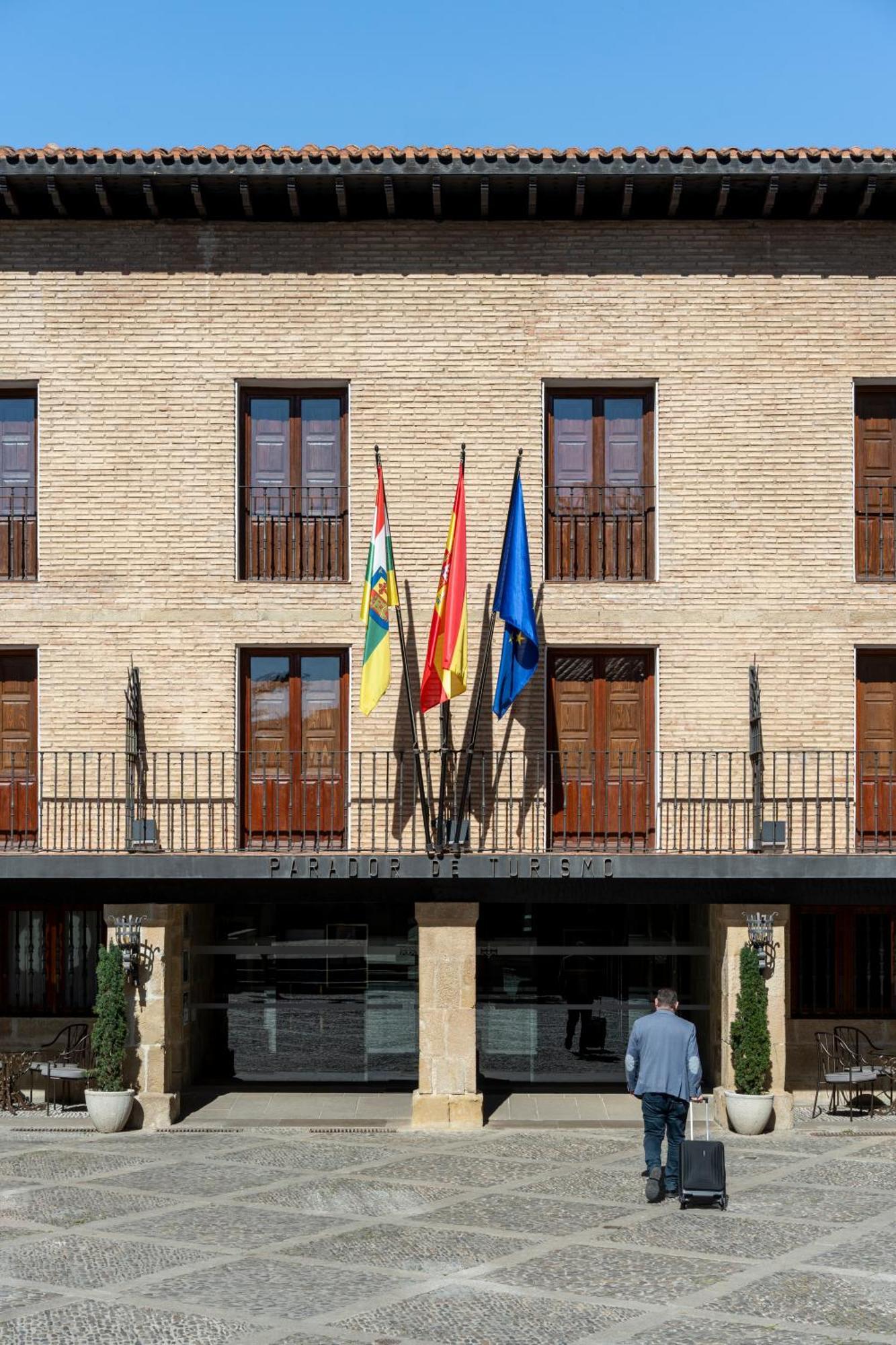 Parador De סנטו דומינגו דה לה קלסאדה מראה חיצוני תמונה